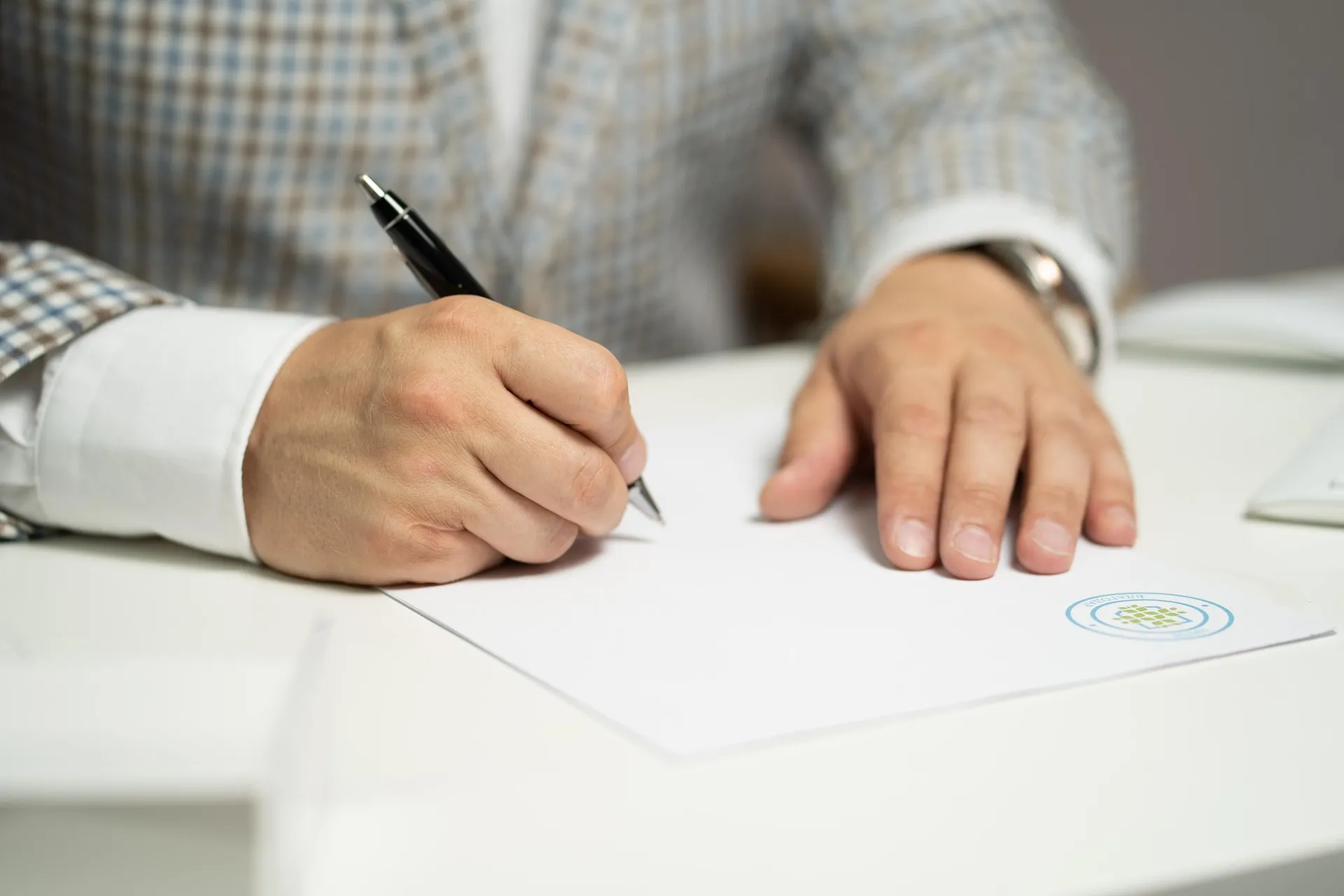 İşyeri kira sözleşmesi feshi süreçleri ve hukuki prosedürler - Tahliye davaları, sözleşme ihlalleri, ticari uyuşmazlıkların çözüm yolları hakkında detaylı…